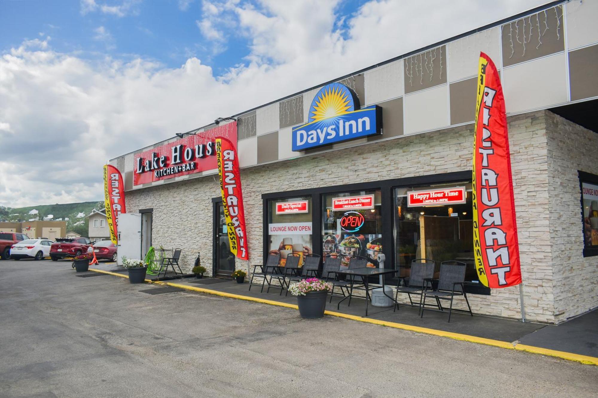 Days Inn By Wyndham Sylvan Lake Exterior photo